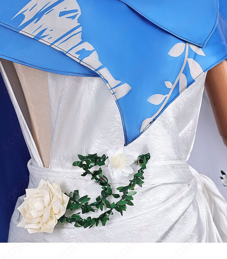 腰の背面装飾ディテール。腰回りに施された美しい装飾が特徴的。