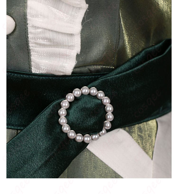 腰帯装飾の細部。バランスの取れたデザインが特徴的な腰部のディテール。