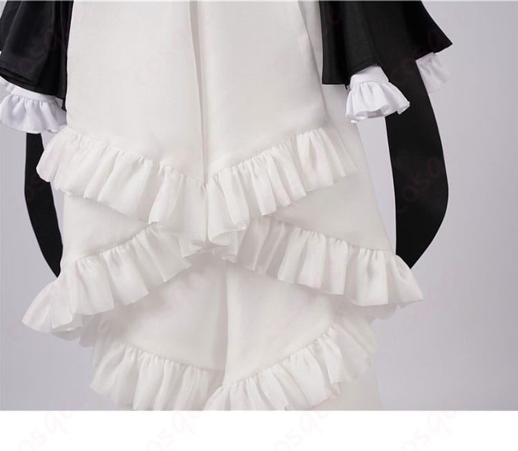 スカートの背面装飾細部 - 宝鐘マリンのコスプレ衣装背面デザイン