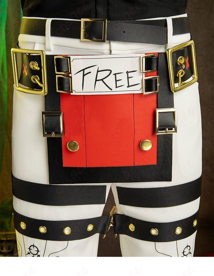 ソル=バッドガイ コスプレ衣装 腰帯と腰の装飾。細部までこだわったデザインが強調されています。