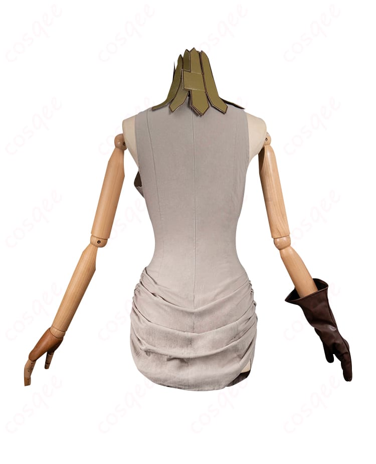 ダンジョン飯 フレキ コスプレ衣装 背面ビュー。後ろのデザインにもこだわった作り。