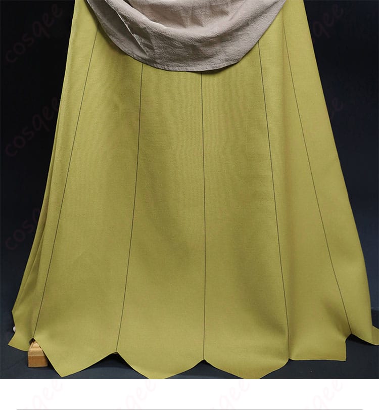 シスヒスコスプレ衣装のスカート部分の美しい装飾。特徴的なデザインを強調。