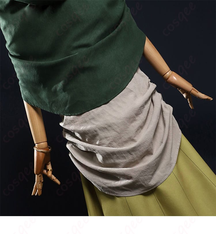 シスヒスコスプレ衣装の背面のデザインディテール。背中の美しい刺繍が特徴。