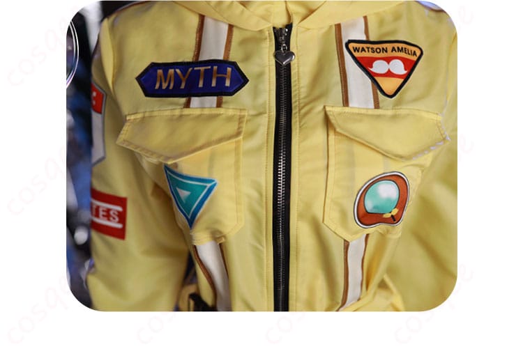 ワトソン・アメリアの宇宙服衣装の衣襟部分のアイコン装飾