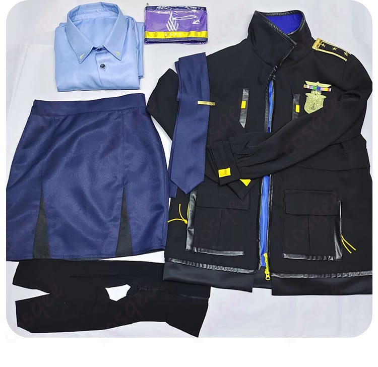 ブルーアーカイブ 尾刃カンナ コスプレ衣装 セット内容を表示した画像。コート、シャツ、スカートなど、全て揃っています。