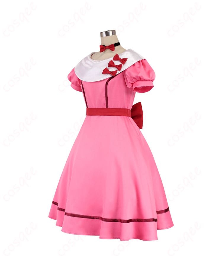 ヒカリのコスプレ衣装側面のディテール。美しいデザインが際立つ完璧な仕上がり。