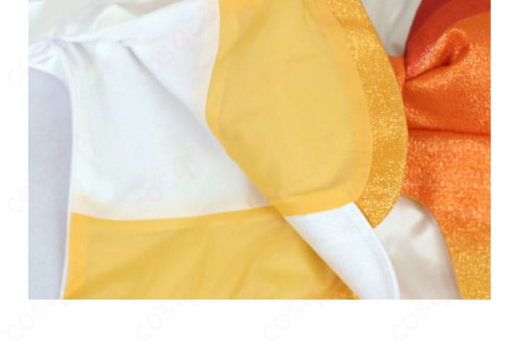 セレナのコスプレ衣装、内側の装飾。内側のディテールにもこだわり、着心地も良好です。