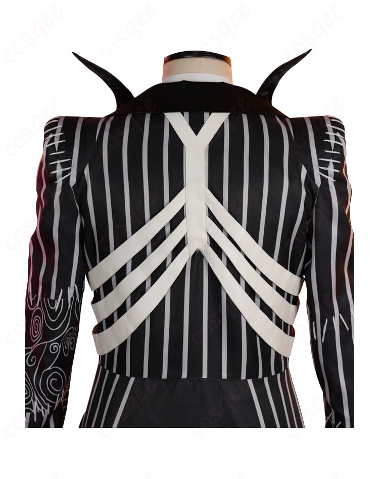 スカリー・J・グレイブス コスプレ衣装の背面デザイン。細かいディテールが施された背中部分。