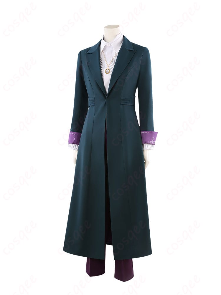 アガサ・ハークネス コスプレ衣装の側面ディテール。細部にわたる精緻な仕立てを確認。