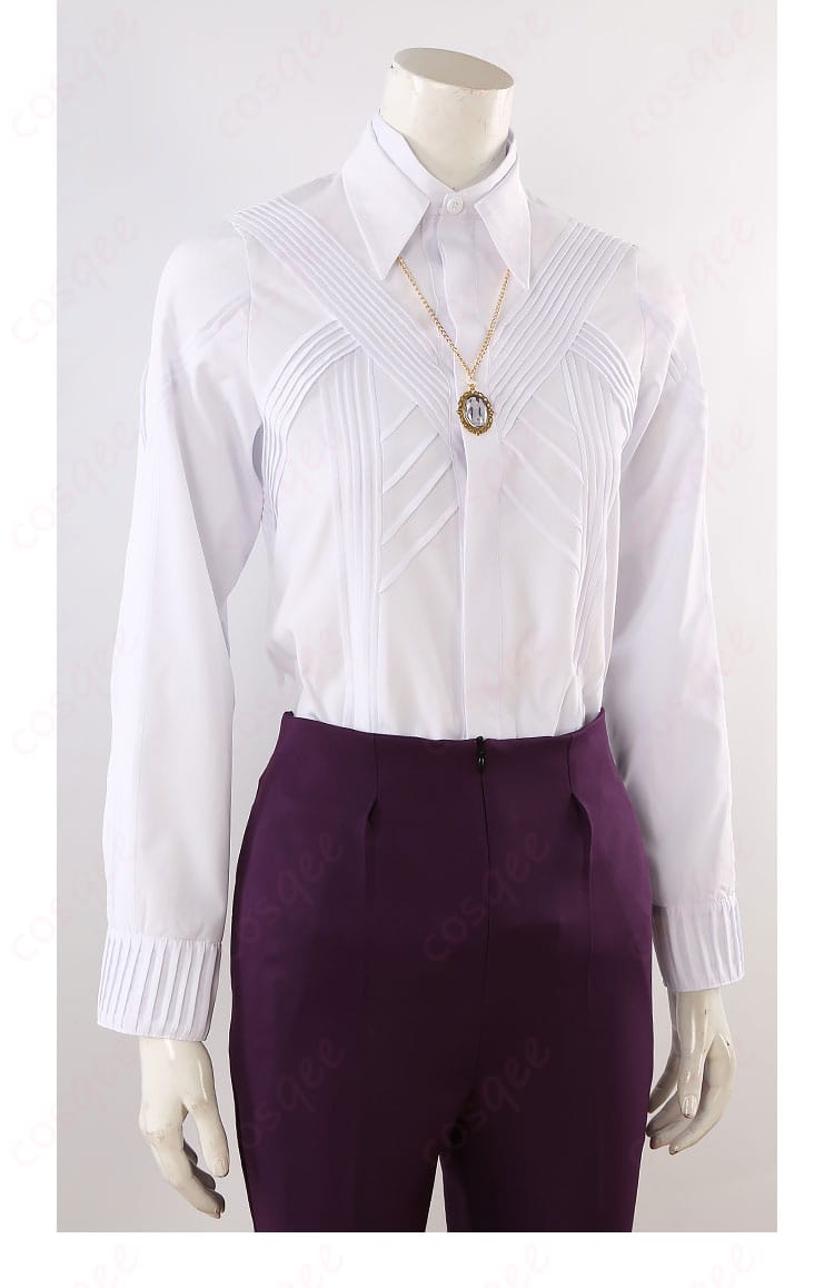 アガサ・ハークネス コスプレ衣装のシャツの装飾ディテール。シャツの繊細な刺繍に注目。