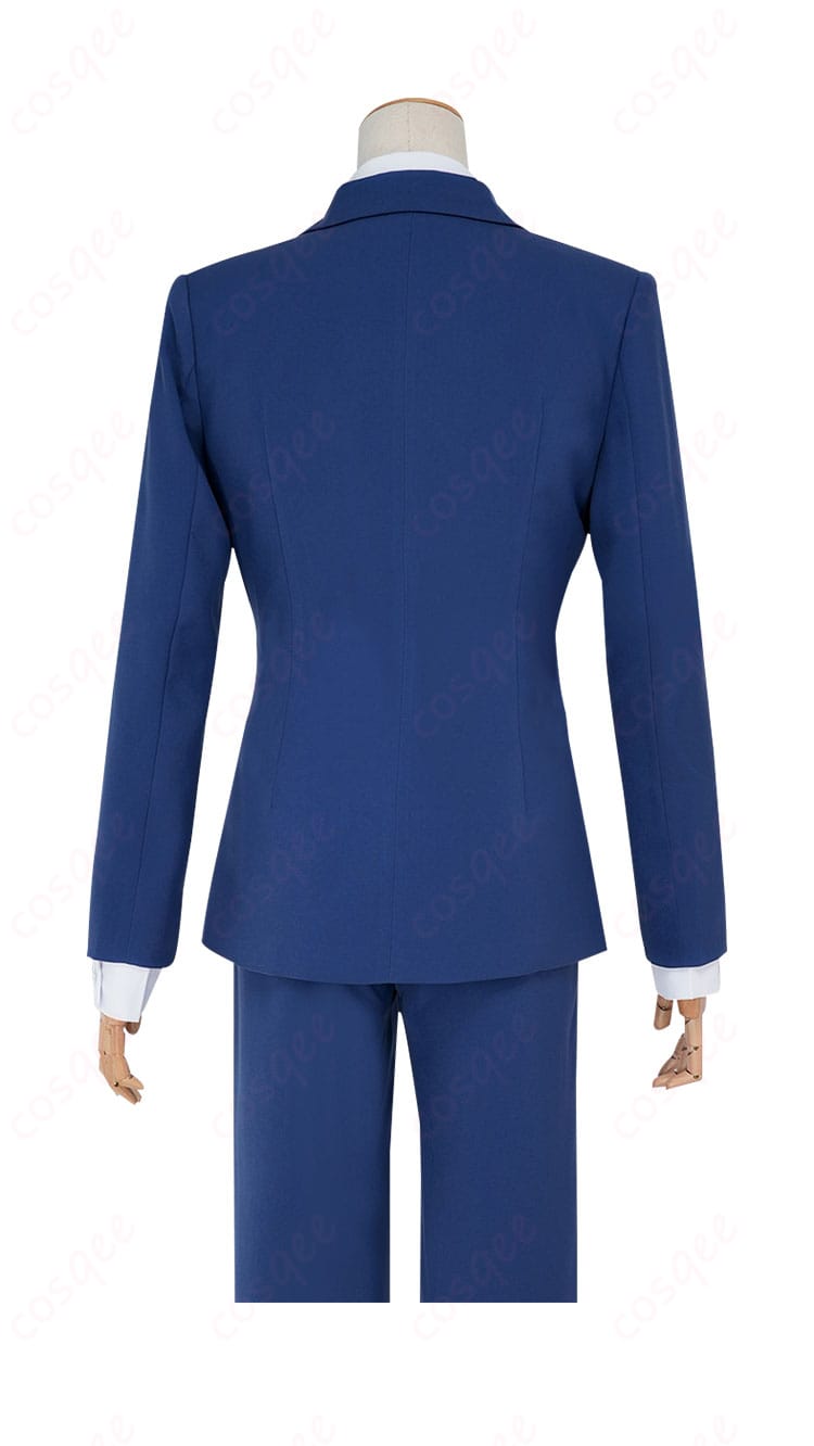 工藤新一コスプレ衣装の背面デザイン。制服の背面もしっかり再現されたコスプレ衣装。