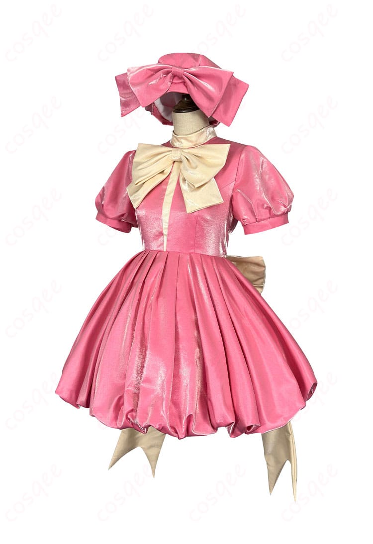 木之本桜のコスプレ衣装、側面のディテールが際立つ美しいデザイン。