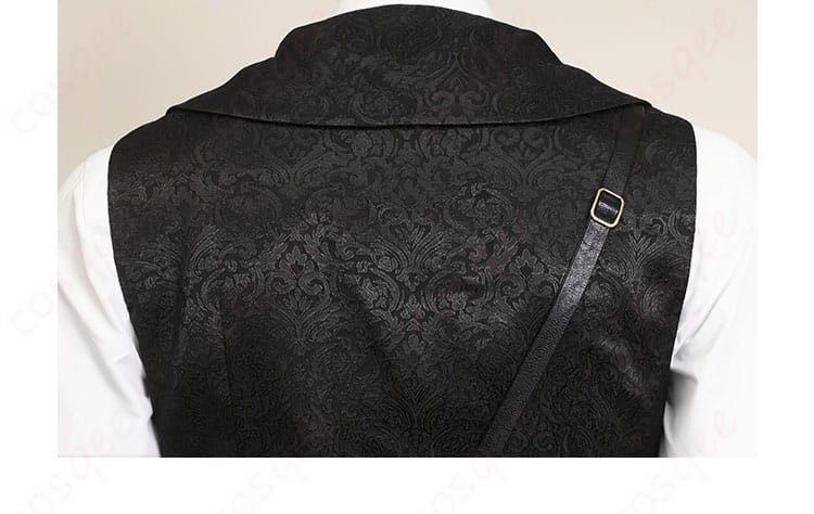 セフィロスの馬甲部分背面の装飾詳細。背面の装飾がキャラクターを引き立てます。