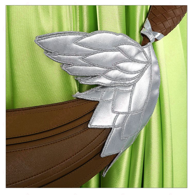 ノフィカ衣装の腰帯に付けられた葉の装飾の側面の詳細。