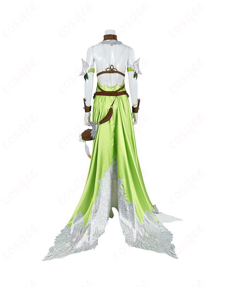 ノフィカのコスプレ衣装の背面デザイン。後ろ姿も完璧に再現されています。