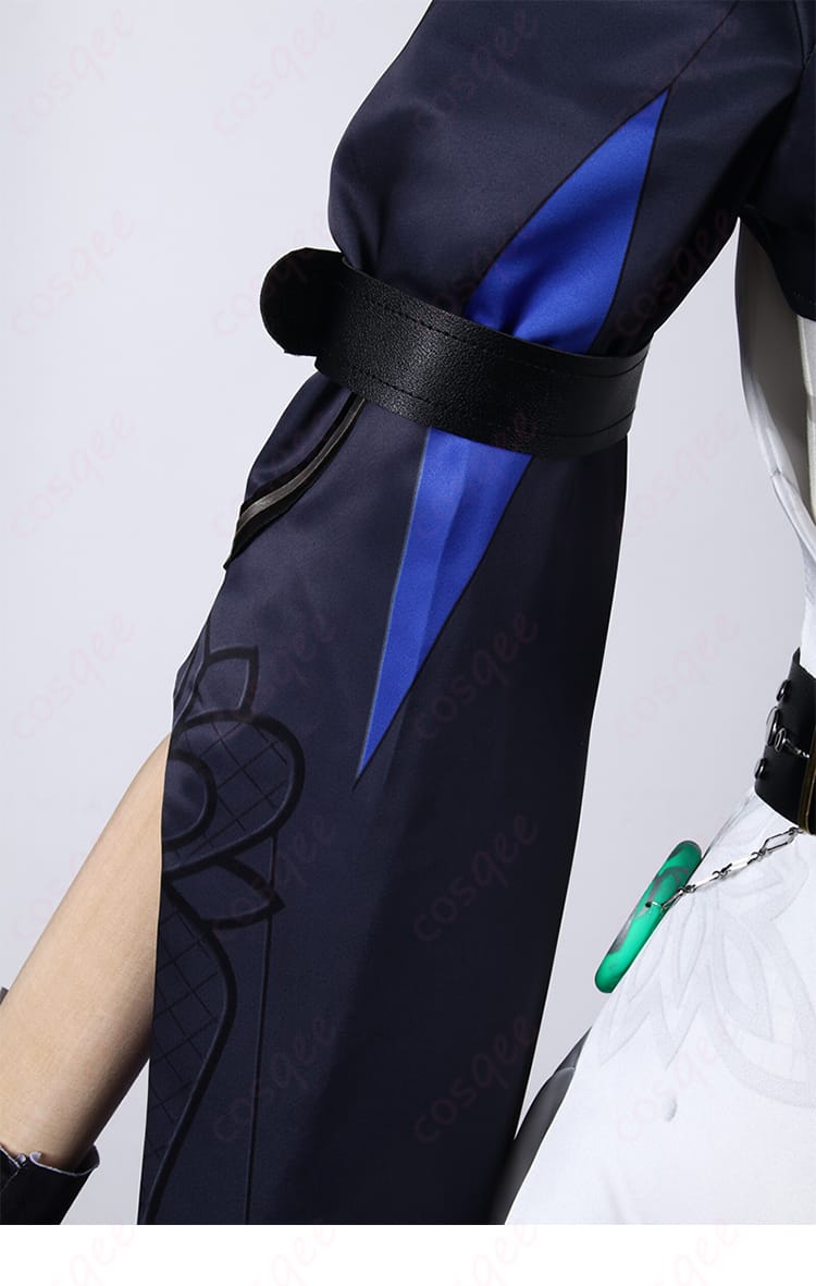 ジェイドコスプレ衣装左袖のディテール。高い再現度と美しいデザイン。