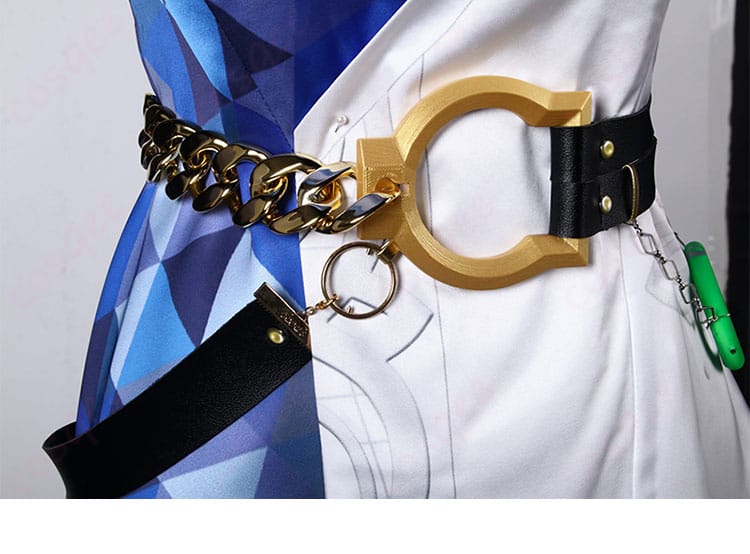 ジェイドコスプレ衣装の腰ベルトの装飾。戦闘服にぴったりのディテール。