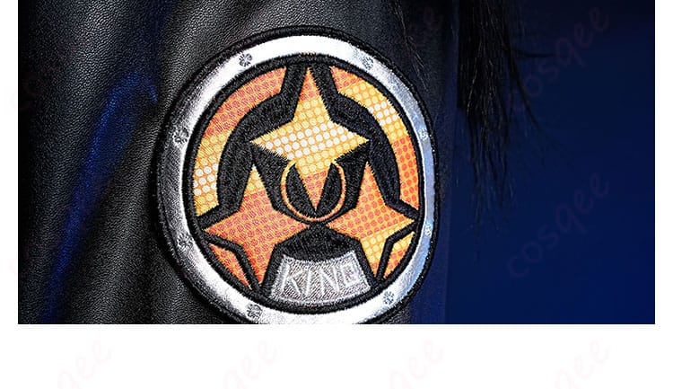 衣袖のアイコン装飾細部 - キング・シーザーコスプレ衣装の衣袖アイコン装飾、特徴的なデザイン。