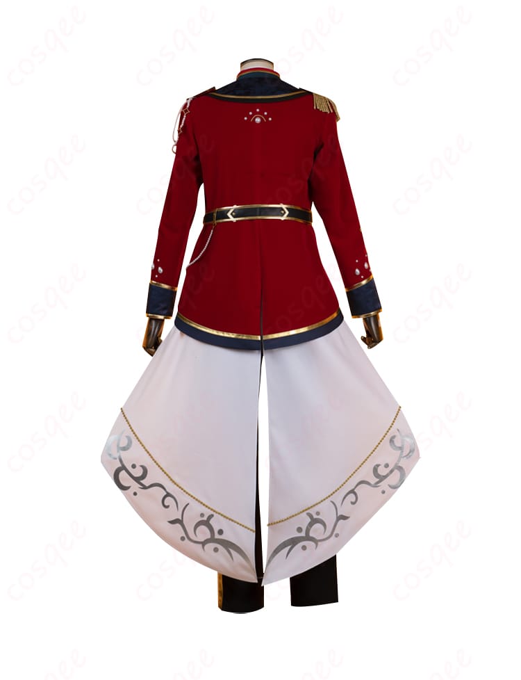 天祥院英智のコスプレ衣装背面。衣装の背面デザインと装飾が美しく再現されています。