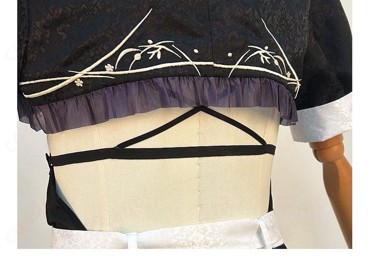 衣装の背面ディテール写真 - メイド服の背面、きめ細かい作り