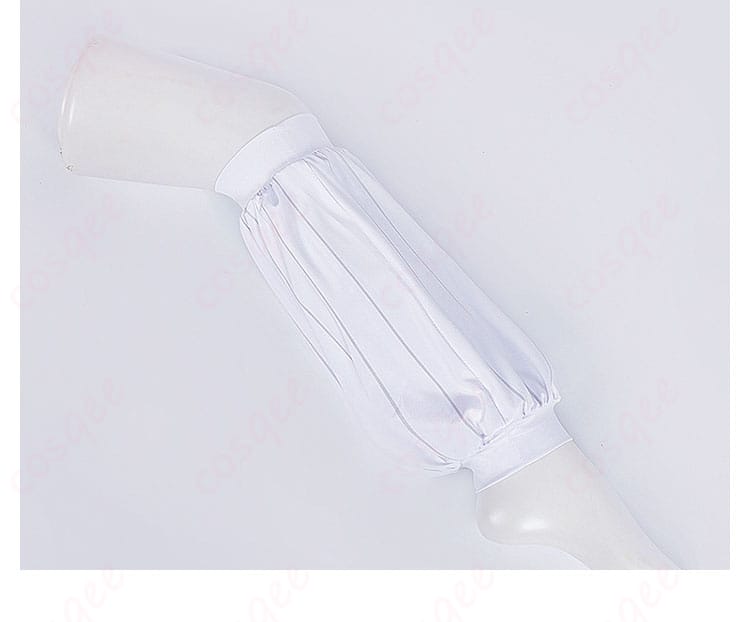 腿カバー装飾のディテール。脚部分の装飾やデザインの詳細を紹介します。