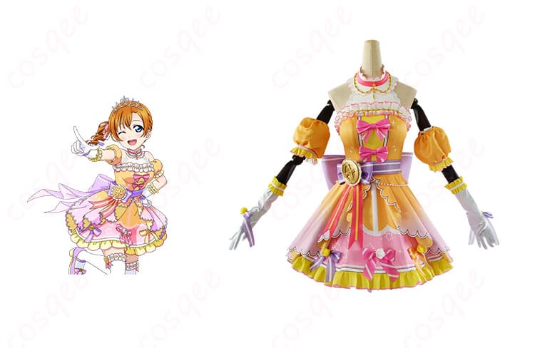 高坂穂乃果のコスプレ衣装、正面とキャラクターを組み合わせたシーン。ラブライブ!スクフェスの魅力を再現したコスプレ衣装。