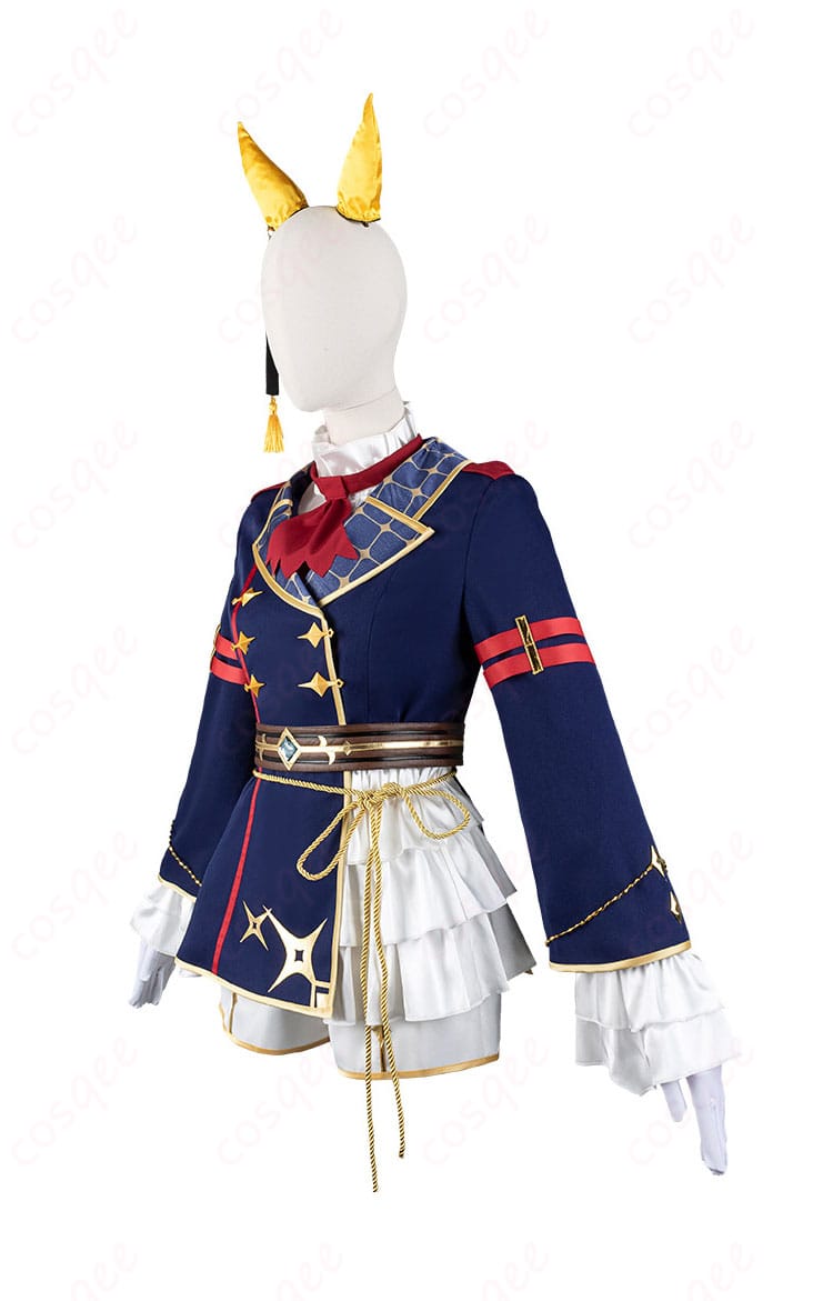 服装左側のディテール。カルストンライトオのコスプレ衣装の細部を確認。