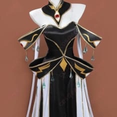 コードギアスのC.C.を気品ある黒×金で纏うブリタニア衣装コスプレ - 4枚目の画像（サムネイル）