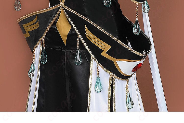 コードギアス C.C. コスプレ衣装の腰周りの装飾詳細