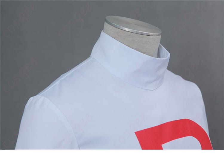 コジロウの制服コスプレ衣装の襟元ディテール