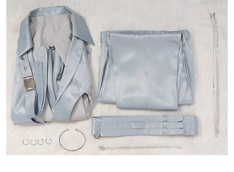 ルカ(LUKA)コスプレ衣装のセット内容 - トップス、ズボン、アクセサリーなどの詳細