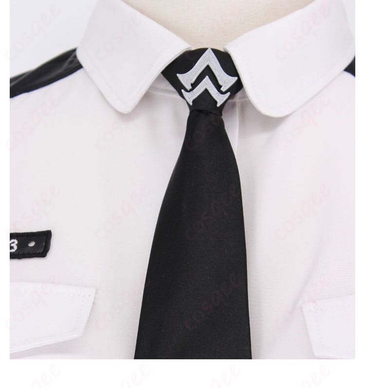 恋と深空 プレイヤー コスプレ衣装 服装のネクタイのディテール。しっかりとした素材感と高い完成度。