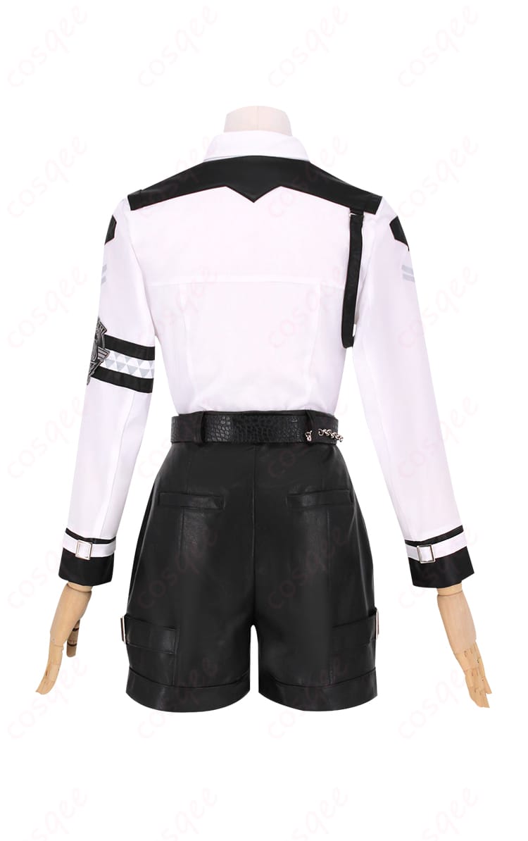 恋と深空 プレイヤー コスプレ衣装 背面画像。背面のデザインも忠実に再現されています。