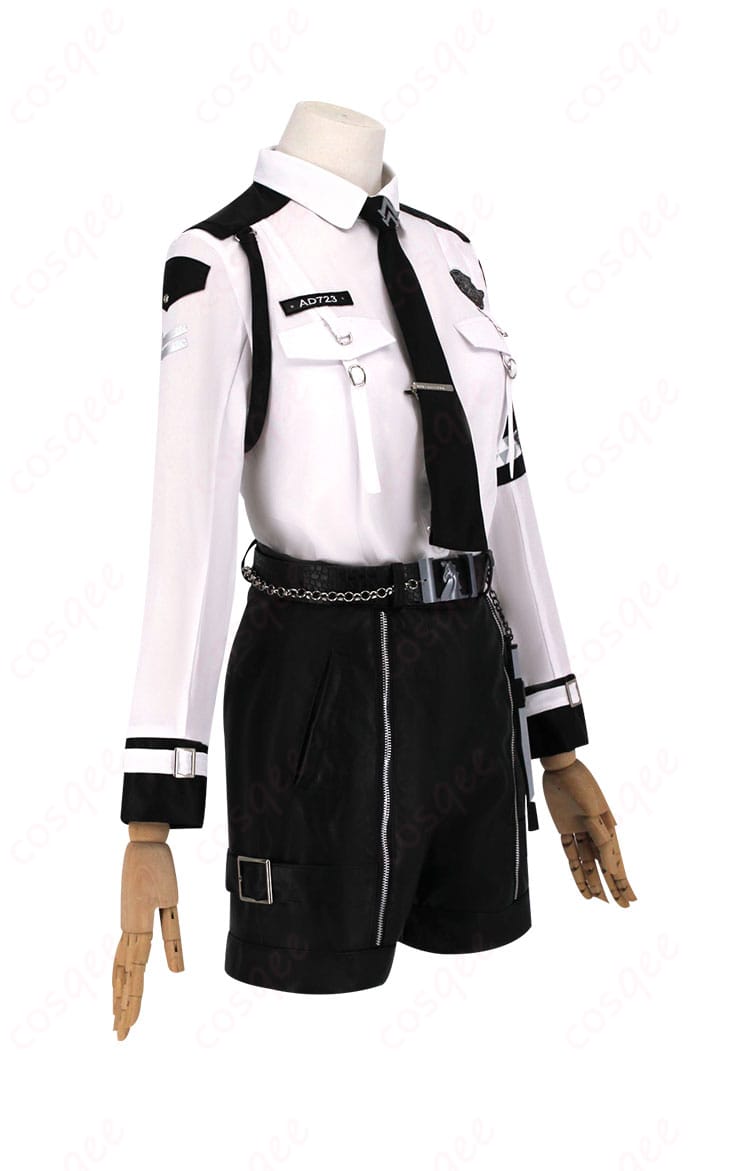 恋と深空 プレイヤー コスプレ衣装 右側の画像。衣装のバランスがよく分かります。