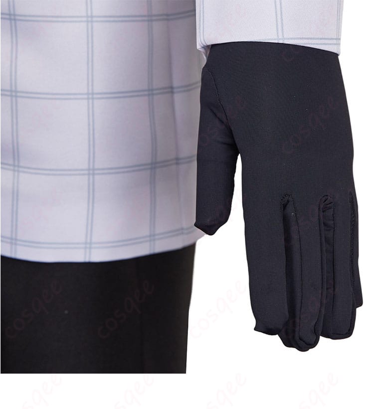 手袋の装飾の詳細写真 - ストロールの手袋部分のデザイン。コスプレ衣装としての完成度が高いです。