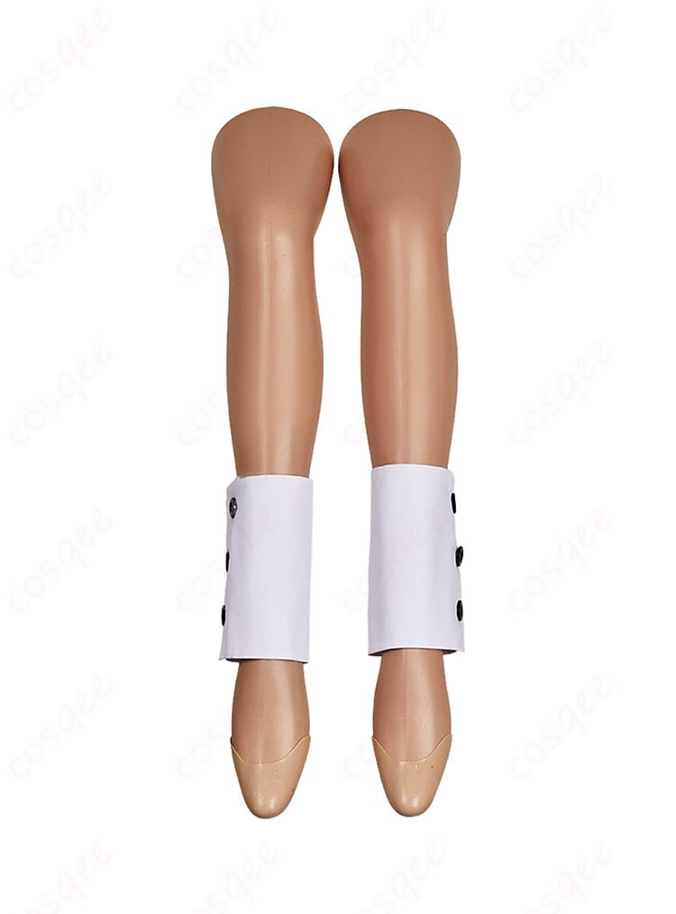 足飾りの装飾の詳細写真 - ストロールの足飾り。足元のアクセントが見事に表現されています。