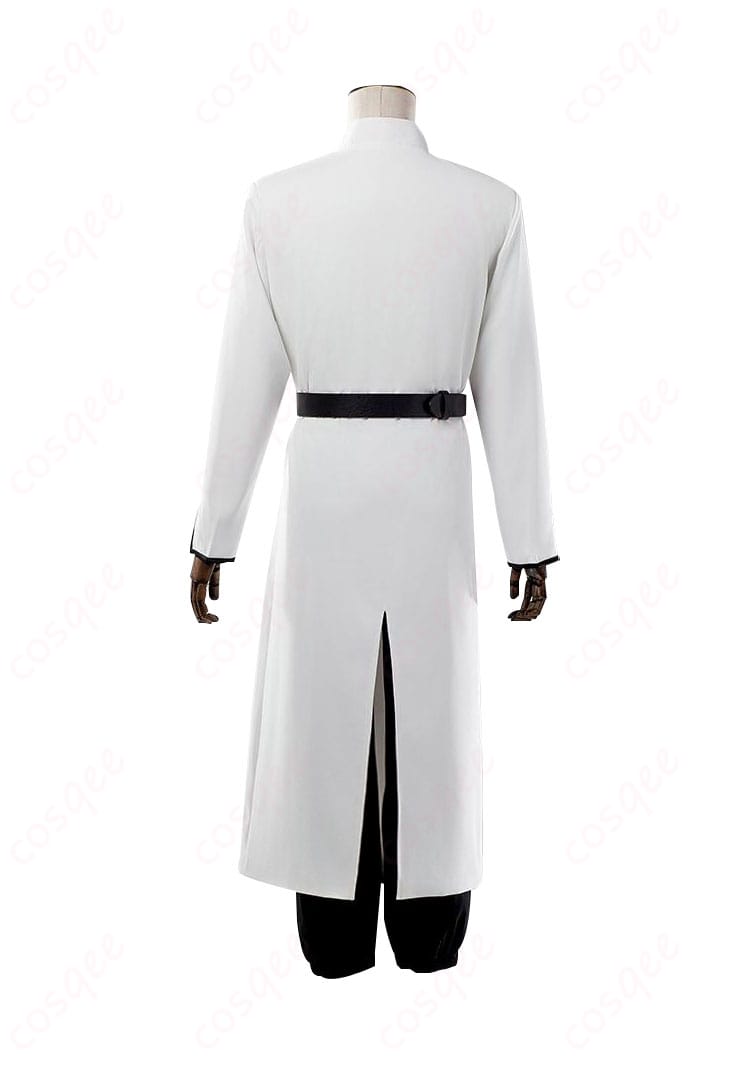 コスプレ衣装の背面画像。精密な作りと完璧なフィット感を確認できます。購入を検討中の方はこちらをご覧ください。