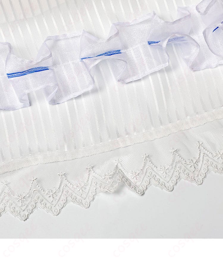 衣摆装饰的细节图。アニー・レスターのコスプレ衣装の裾の装飾、アクセントとして完璧。