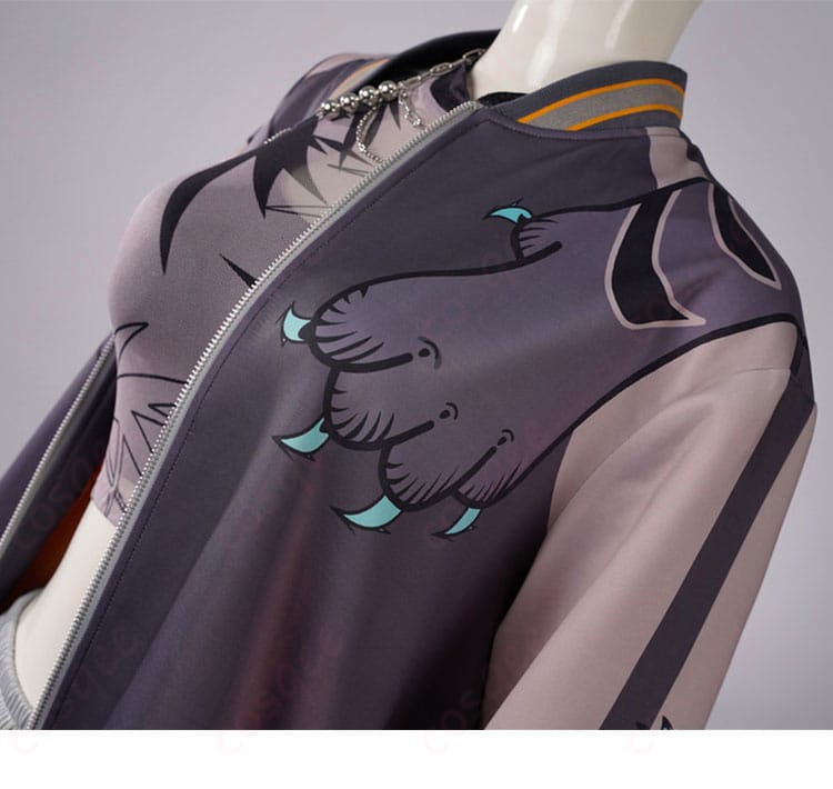 衣襟装飾のディテール。襟部分の精密な装飾が特徴のコスプレ衣装。