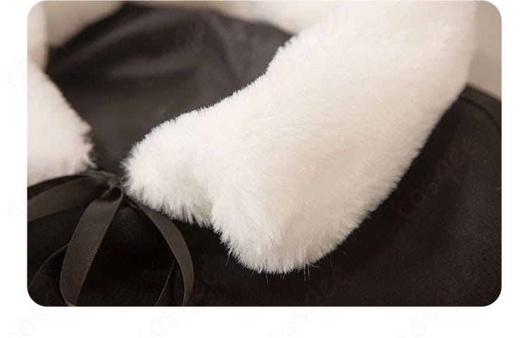 披肩のファー装飾ディテール - 春日野穹 コスプレ衣装の披肩に施されたファー装飾