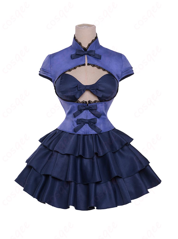 商品正面のコスプレ衣装。魔法少女篝火花の詳細なデザインが特徴的。高品質な素材で作られた衣装。