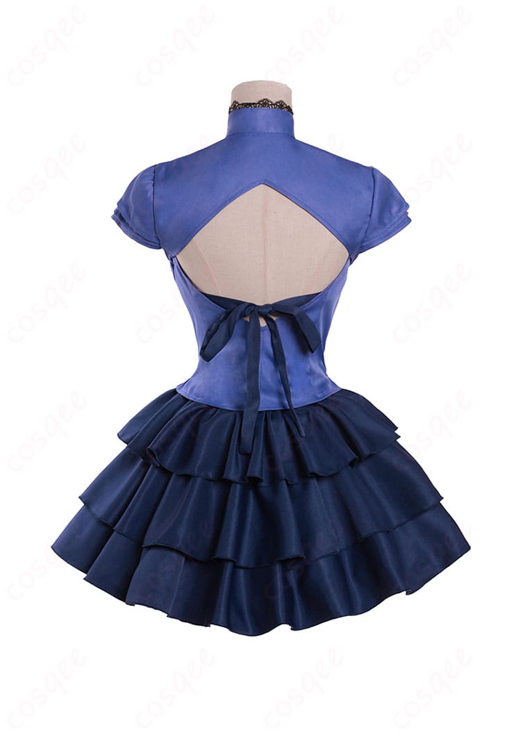 商品背面のコスプレ衣装の全体図。背面のデザインも忠実に再現され、魔法少女の魅力を引き立てます。