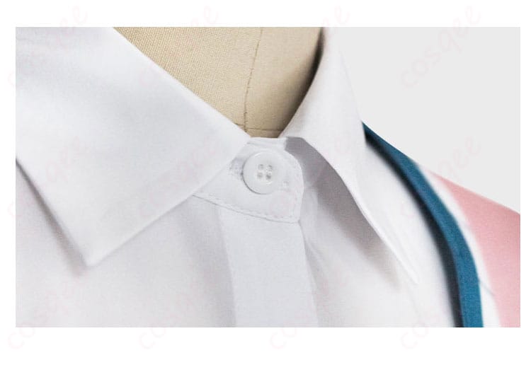 「学園アイドルマスター 花海佑芽 コスプレ衣装 襟の装飾のアップ写真、刺繍とデザインの細部」