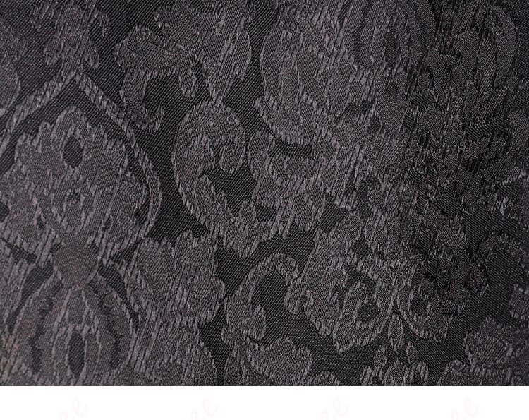 服装の花柄装飾のディテール画像 - 黒執事 シエル・ファントムハイヴ コスプレ衣装、花柄装飾