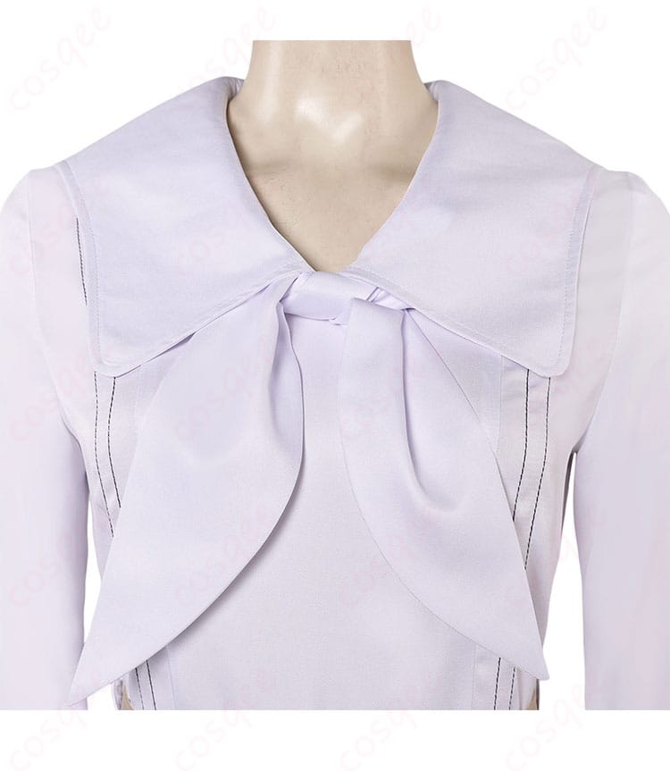 BEASTARS ハル コスプレ衣装の襟とスカーフ装飾の細部。高い再現度のディテールが際立っています。