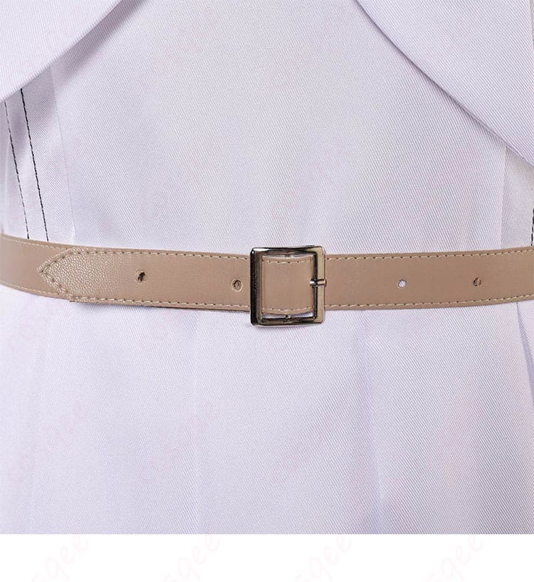 BEASTARS ハル コスプレ衣装の腰帯の装飾細部。ベルトと装飾がコスプレ衣装の特徴的なポイントです。