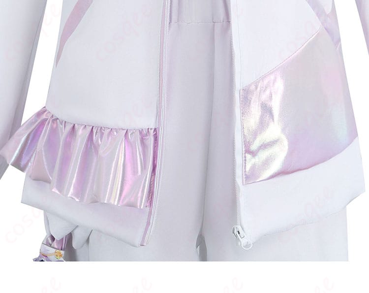 轟はじめ コスプレ衣装の門襟部分のデザイン細部。