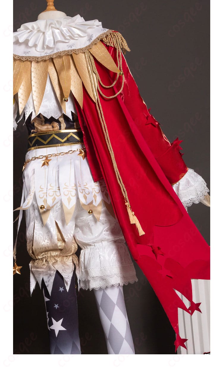 「星の王」コスプレ衣装の背面衣裾の装飾ディテール。豪華なデザインが目を引きます。