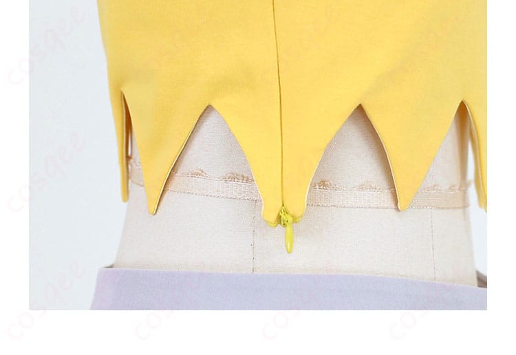 カリン コスプレ衣装の背面デザイン。ポケモンのゲーム内でのキャラクターを再現した素晴らしいディテール。