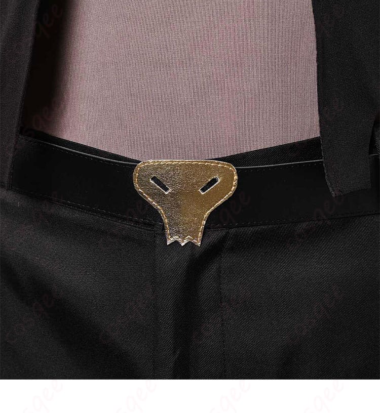 サタン コスプレ衣装 腰帯装飾の詳細。リアルなデザインがサタンのキャラクターを引き立てる。